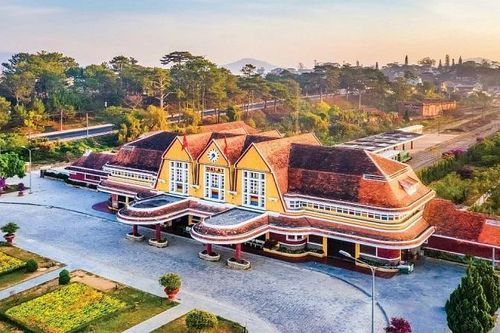 Đề xuất cải tạo 3 công trình nhà ga đường sắt kiến trúc Pháp cổ