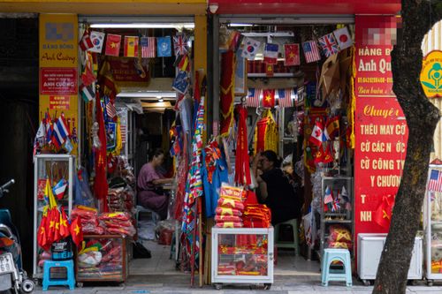 Những mặt bằng kinh doanh siêu nhỏ, siêu đắt ngự trên đất vàng Hà Nội