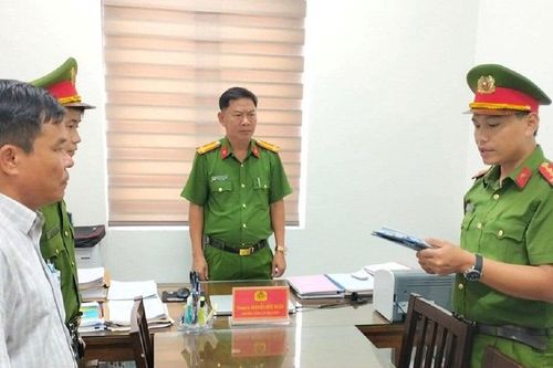 Lập 13 hồ sơ cấp sổ đỏ, cán bộ ở Quảng Nam gây thiệt hại hơn 3,8 tỷ
