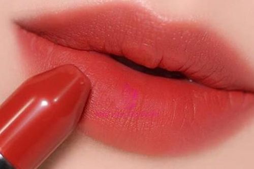 Hướng dẫn chọn màu son môi hợp tone da