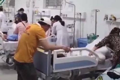 Quảng Ninh: 6 người nhập viện sau bữa ăn tối tại nhà hàng