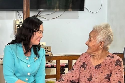 Lãnh đạo MTTQ tỉnh An Giang thăm, tặng quà gia đình chính sách tiêu biểu