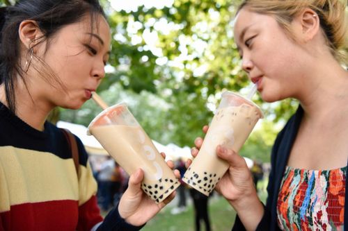 Ly trà sữa A-D ở Thượng Hải