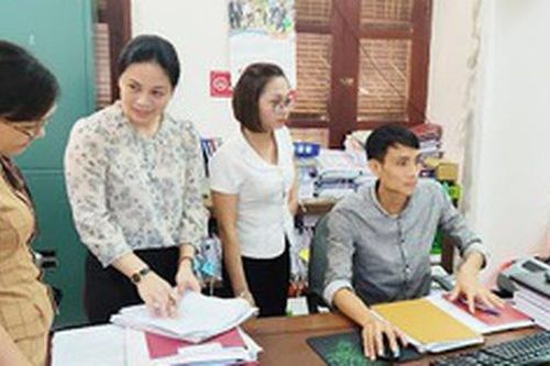 Căn cứ thanh toán chi phí đi lại cho cán bộ đi học bồi dưỡng