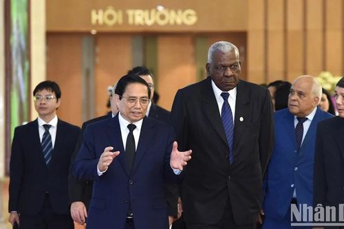 Thủ tướng Phạm Minh Chính tiếp Chủ tịch Quốc hội Cuba Esteban Lazo Hernandez