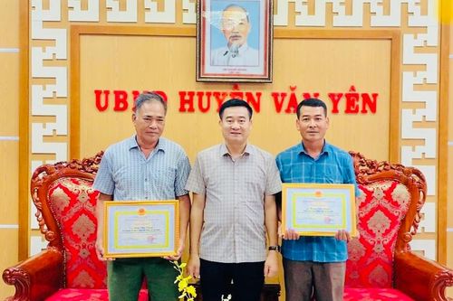 Yên Bái khen thưởng hành động cứu trẻ khỏi đuối nước