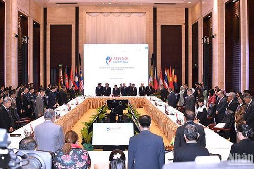 Hội nghị Bộ trưởng Ngoại giao ASEAN mặc niệm Tổng Bí thư Nguyễn Phú Trọng tại ngày làm việc đầu tiên