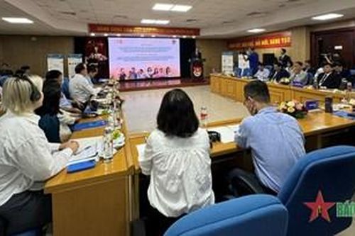 Hỗ trợ phát triển toàn diện thanh niên về chăm sóc sức khỏe sinh sản