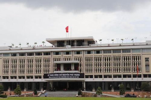 TPHCM bố trí 2 điểm giữ xe miễn phí phục vụ các cơ quan, đơn vị, người dân đến viếng Tổng Bí thư Nguyễn Phú Trọng