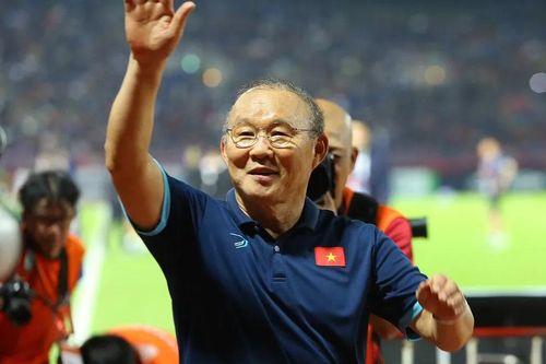 'HLV Park Hang Seo rất phù hợp với tuyển Malaysia'