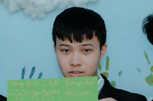 Nam sinh Trung tâm Giáo dục thường xuyên thủ khoa toàn trường từng trượt công lập