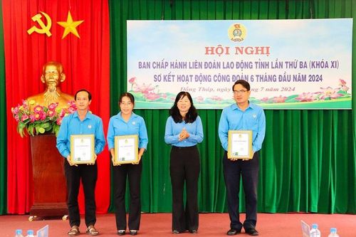 Công đoàn ngành Giáo dục Đồng Tháp giành giải Nhất cuộc thi tìm hiểu về công đoàn