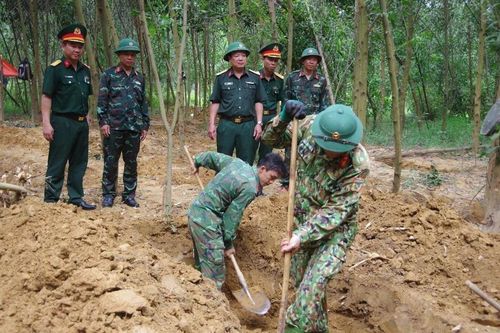 Quy tập được 5 hài cốt liệt sĩ cùng nhiều di vật tại Quảng Trị