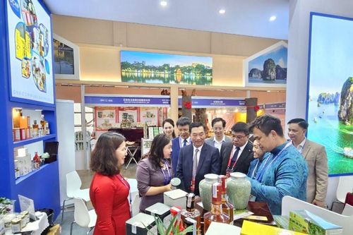 Quảng bá hình ảnh Quảng Ninh tại Hội chợ triển lãm Trung Quốc - Nam Á