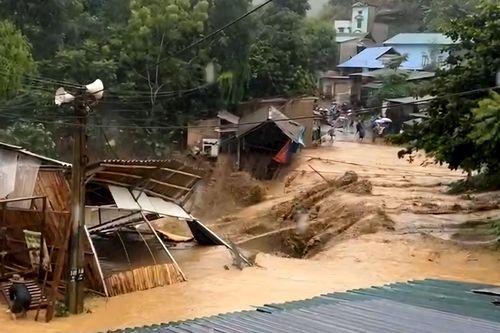 Khẩn trương khắc phục hậu quả trận lũ quét ở Quan Hóa