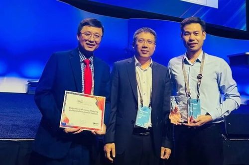 Việt Nam nhận Giải thưởng Thành tựu đặc biệt về GIS tại Hoa Kỳ