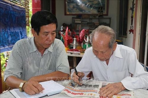 Hai cha con tâm huyết tìm thân nhân cho liệt sỹ