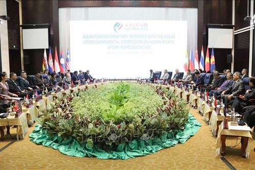 Hội nghị ASEAN: Ngày làm việc đầu tiên của các Bộ trưởng Ngoại giao