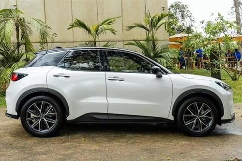Xe sang Lexus LBX ra mắt thị trường thứ tư tại Đông Nam Á, liệu có về Việt Nam?