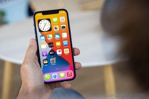 Quên iPhone 15 đi, đây là iPhone màn OLED rẻ nhất Việt Nam, giá chỉ hơn 11 triệu ngang Galaxy A55 5G
