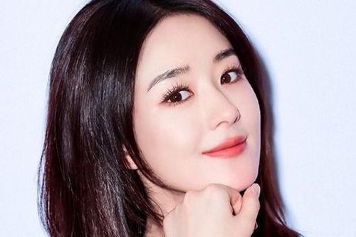 Triệu Lệ Dĩnh đích thân làm một việc trong ngày quan trọng của 'người tình'