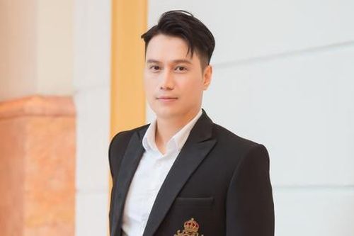 Việt Anh tái hợp 'tình cũ' sau 2 năm