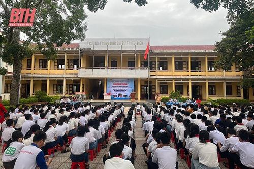 Tuyên truyền - giải pháp quan trọng bảo đảm trật tự an toàn giao thông