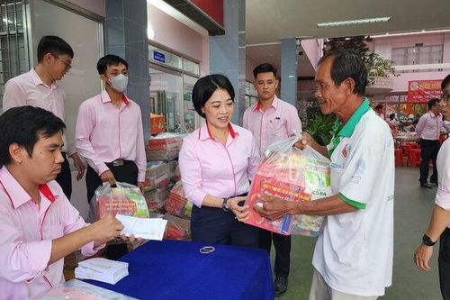 Công ty TNHH MTV Xổ số Kiến thiết An Giang đóng góp tăng thu ngân sách