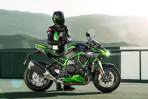 Siêu mô tô Kawasaki Z H2 giá 770 triệu đồng với động cơ 'siêu nạp'