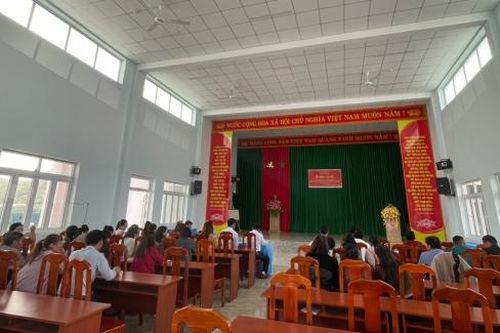 Lâm Hà: 52 học viên tham gia lớp đào tạo tiếng K'Ho