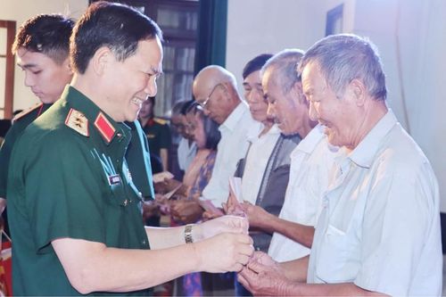 Tháng 7 tri ân và nghĩa tình