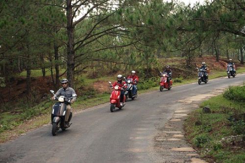 Kinh nghiệm đi xe máy lên dốc và xuống dốc