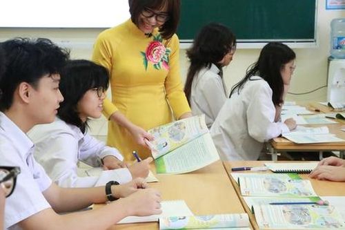 Năm học tới, các trường công lập chất lượng cao thu mức học phí mới?
