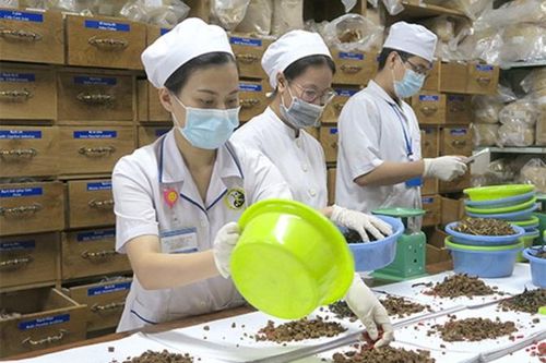 Bộ Y tế: Nghiêm cấm lợi ích nhóm khi tổ chức đấu thầu mua sắm thuốc, thiết bị, vật tư