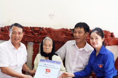 Bắc Ninh: Ra quân cao điểm Chiến dịch tình nguyện 'Kỳ nghỉ hồng' năm 2024