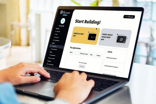 AI tạo sinh hỗ trợ lập trình ứng dụng chỉ trong vài phút
