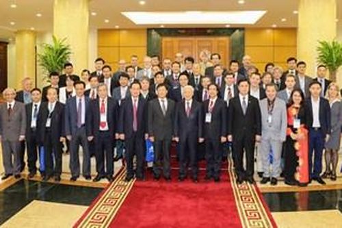 Ấn tượng về một nhà lãnh đạo gần gũi, trí tuệ