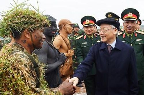 Tổng Bí thư Nguyễn Phú Trọng - người quan tâm sâu sắc tới các chiến lược quốc phòng, quân sự