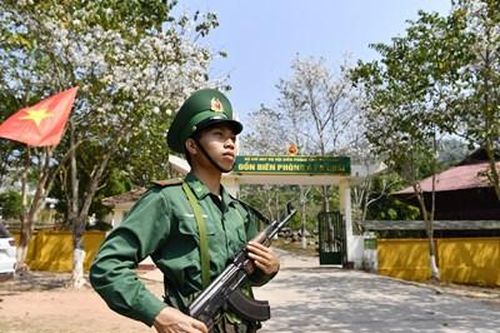 Đức hy sinh - phẩm chất ngời sáng nhân cách Bộ đội Cụ Hồ