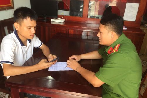Nhận tin nhắn chuyển nhầm hàng chục triệu, nam thanh niên lên Công an trình báo, tìm người trả lại