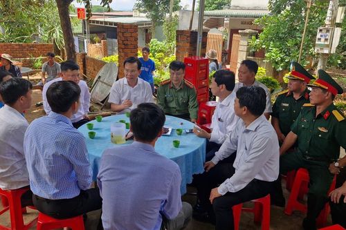 Công an Đắk Nông nhanh chóng triển khai công tác cứu nạn, cứu hộ vụ TNGT giữa 2 xe đầu kéo