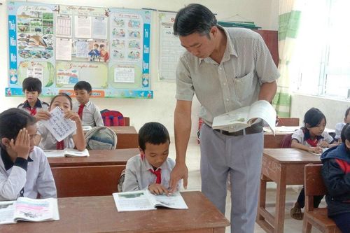 Củng cố, duy trì vững chắc phổ cập giáo dục