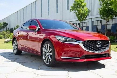Mazda 6 2.5L Signature Premium bất ngờ xuất hiện trở lại, giá bán hấp dẫn hơn trước