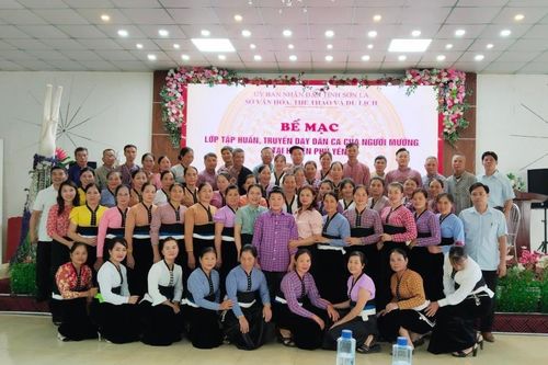 Mãi ngân xa câu hát Đang Mường
