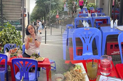 Khách Việt chi 2 triệu đồng để ngồi ghế nhựa vỉa hè, ăn phở, nem thính tại Paris