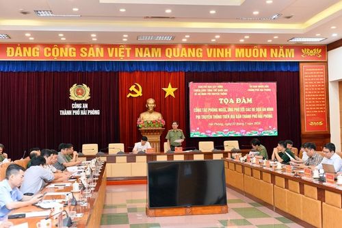 Tọa đàm công tác phòng ngừa, ứng phó với các đe dọa an ninh phi truyền thống