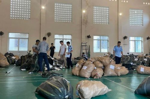 Chuyển cơ quan công an vụ việc phát hiện gần 24.000 sản phẩm hàng hóa vi phạm