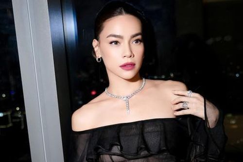 Hồ Ngọc Hà thiết lập thêm kỷ lục vô tiền khoáng hậu