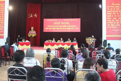 Tổ đại biểu HĐND tỉnh, thành phố tiếp xúc cử tri sau kỳ họp thường lệ giữa năm 2024