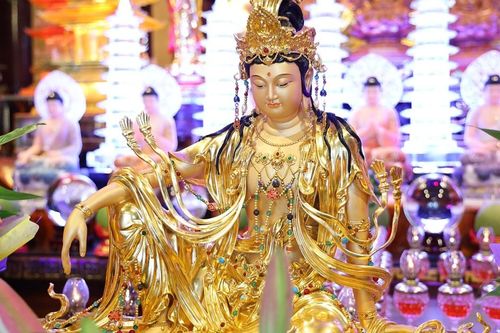 Lễ vía Bồ-tát Quán Thế Âm tại chùa Đại Giác (Q.Phú Nhuận)